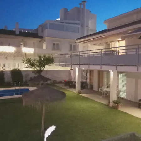 Cozy Loft * 托雷莫利诺斯